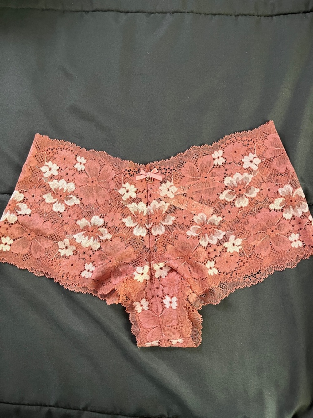VS floral lacy boy short